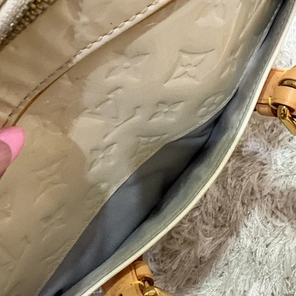 Louis Vuitton summit drive handbag - Picture 5 of 13